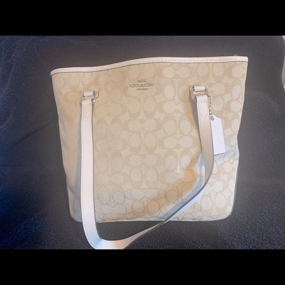 Coach tote type bag
